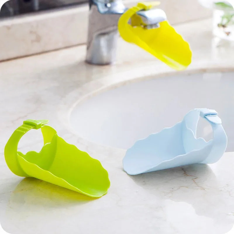 1/2PCS Bathroom Faucet Extender Adjustable Baby Hand Washer Children's Sink Faucet Extender Bathroom Pendant Child Splash Spout