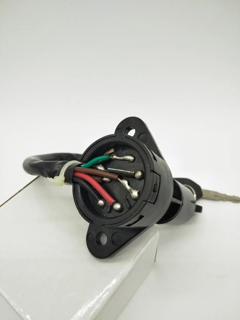 A262 6-Wires Motorcycle Scooter Security Ignition Electric Door Lock Fit for SUZUKI GS Power Switch With Fuel Tank Cap Cover