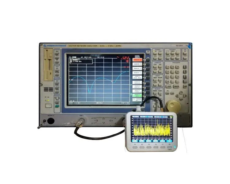 New Handheld 10MHz~2.7GHz Spectrum Analyzer 5.0 inch LCD Display Signal Frequency Measuring Instrument XT-127