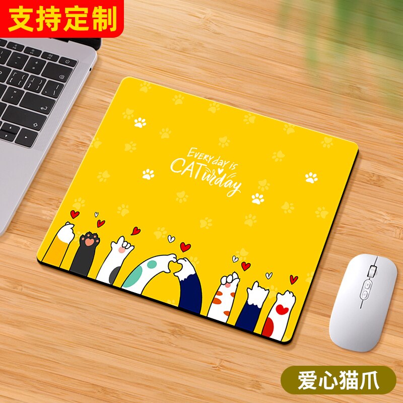 Office family computer desks mini cartoon cute dog mouse pad desk pad desktop mouse pad mouse pad gaming