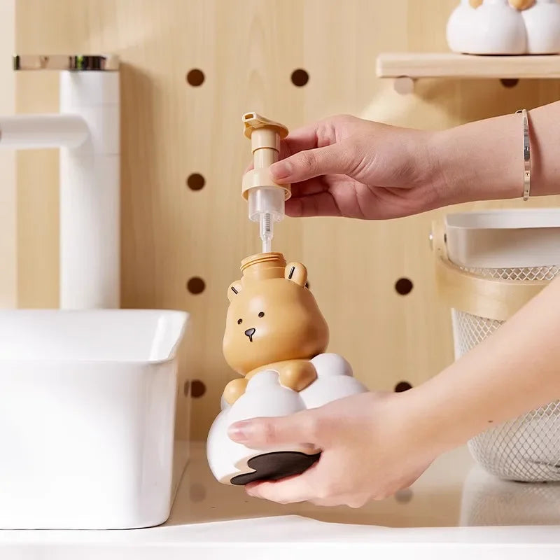 Foam Making Bathroom Dispenser Shower Gel Shampoo Sanitizer Bear Container Refillable Pump Bottle Soap Hand Cartoon Foaming