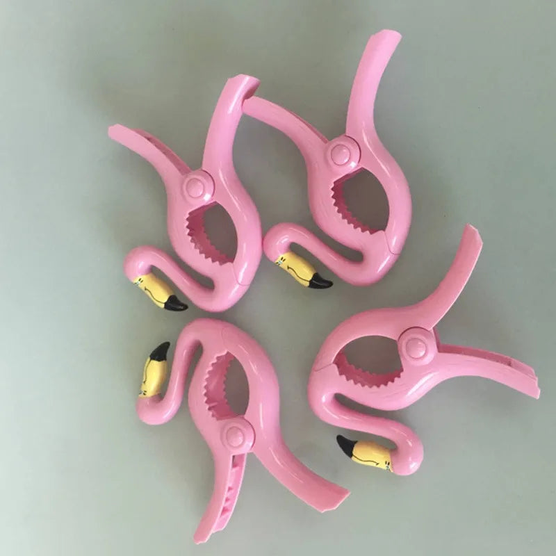 4PCS Summer Plastic Color Clips Cute Animal Beach Towel Clamp To Prevent The Wind Clamp Clothes Pegs Drying Racks Retaining Clip