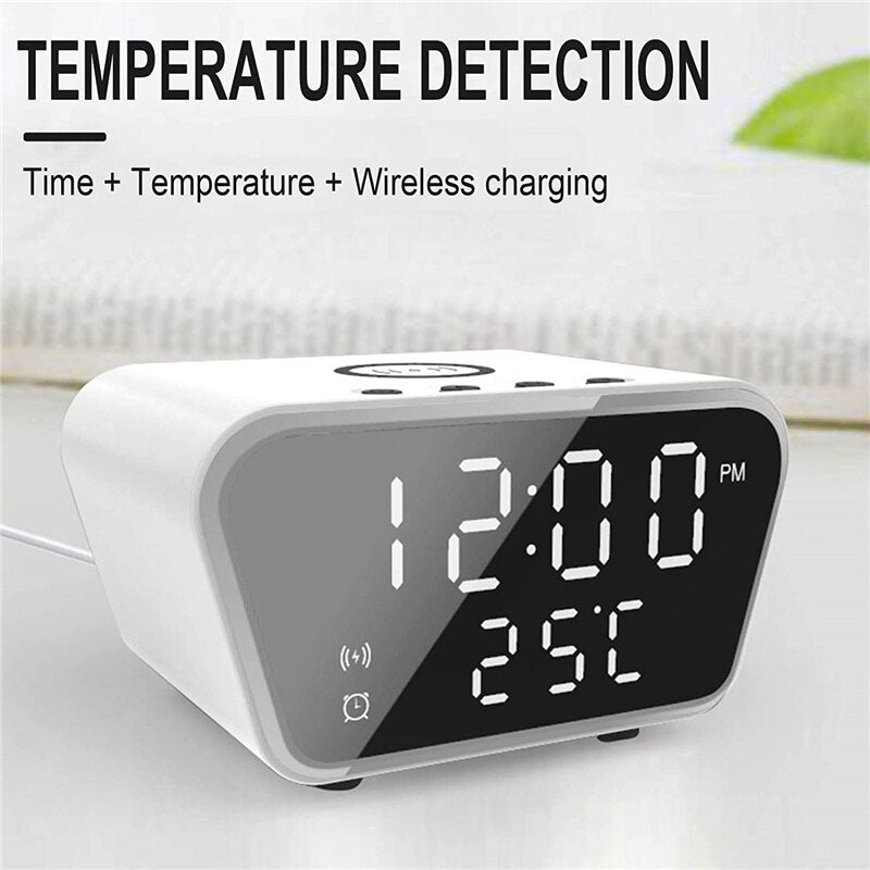 Wireless Charger Pad LED Digital Alarm Clock Desktop Temperature Phone Chargers Stand 15W Fast Wireless Charging Dock Station